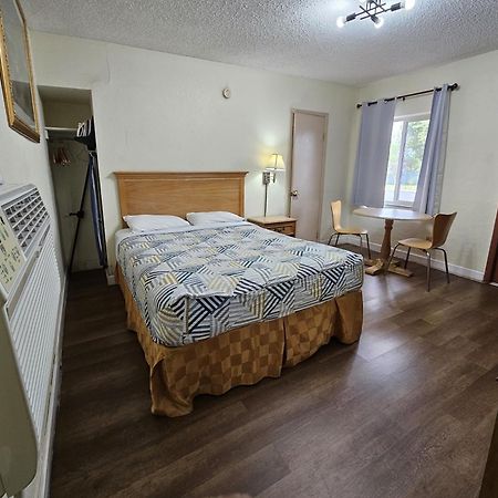 Rodeway Inn Fort Pierce Us Highway 1 Dış mekan fotoğraf